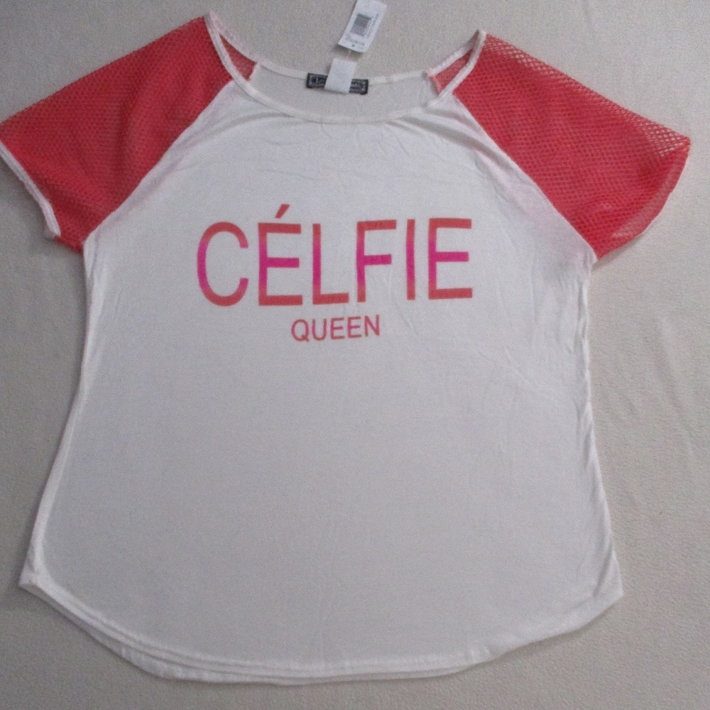 Women top 1X white short sleeves